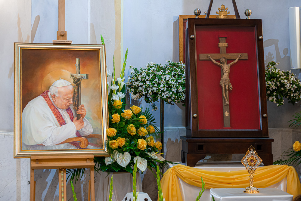 Peregrynacja krzyża papieskiego i relikwii św. Jana Pawła II. Zdjęcia!